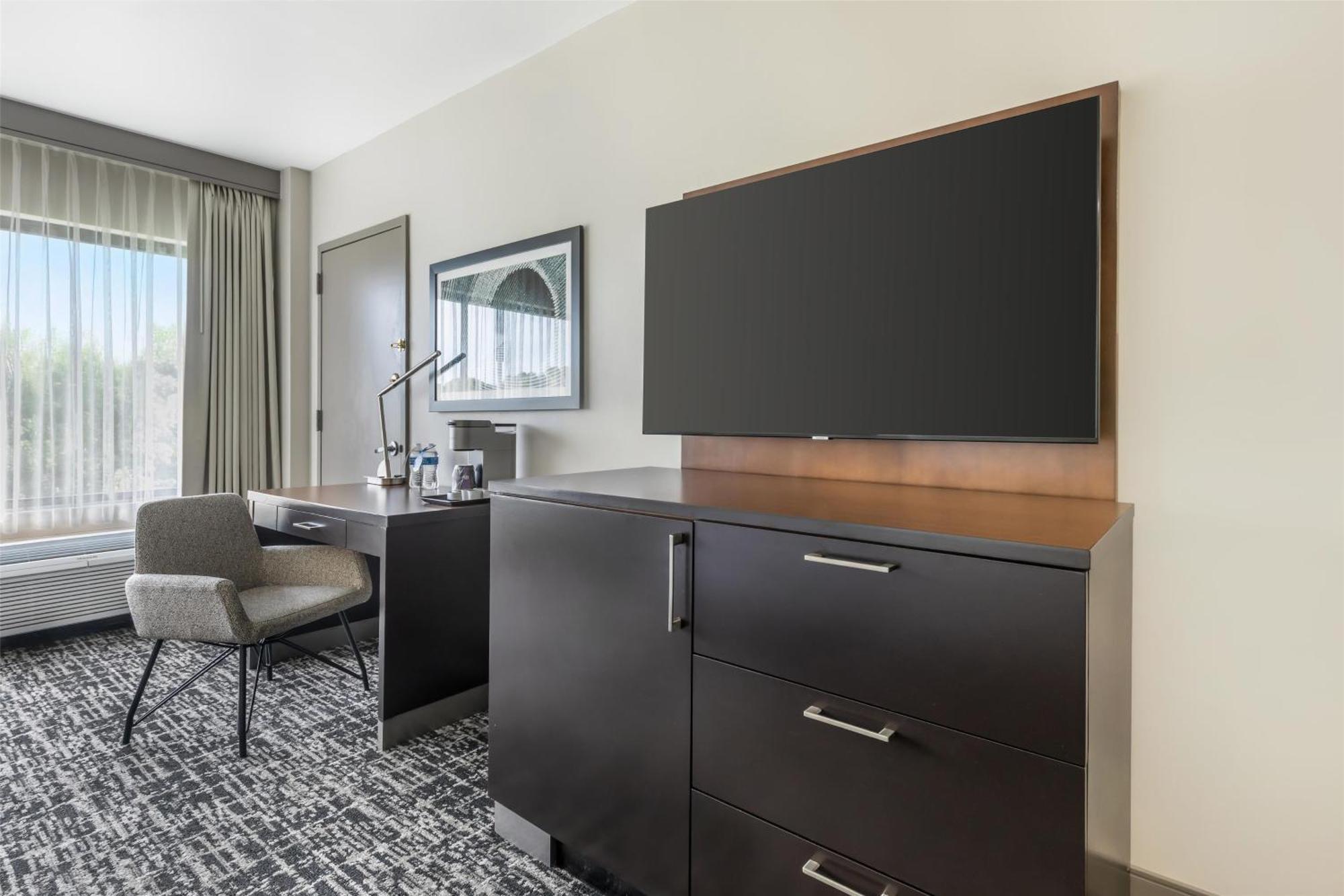 Doubletree By Hilton Hotel
