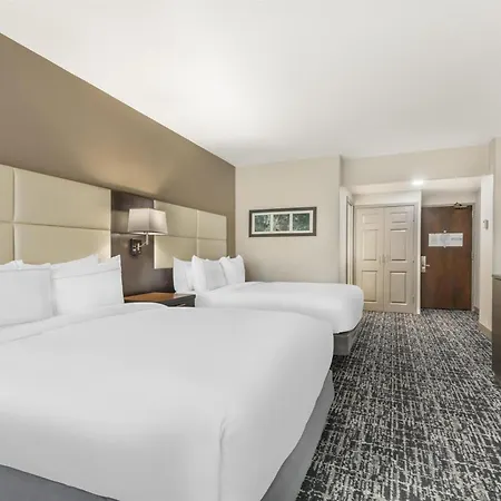 Doubletree By Hilton Hotel Williamsburg Exterior photo
