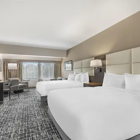 Doubletree By Hilton Hotel Williamsburg Exterior photo