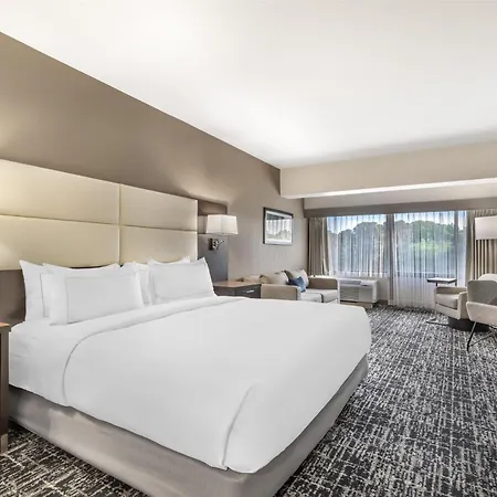 Doubletree By Hilton Hotel Williamsburg Exterior photo